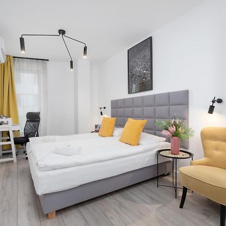 Studio Miodowa Krakow Kazimierz By Renters Apartment Luaran gambar